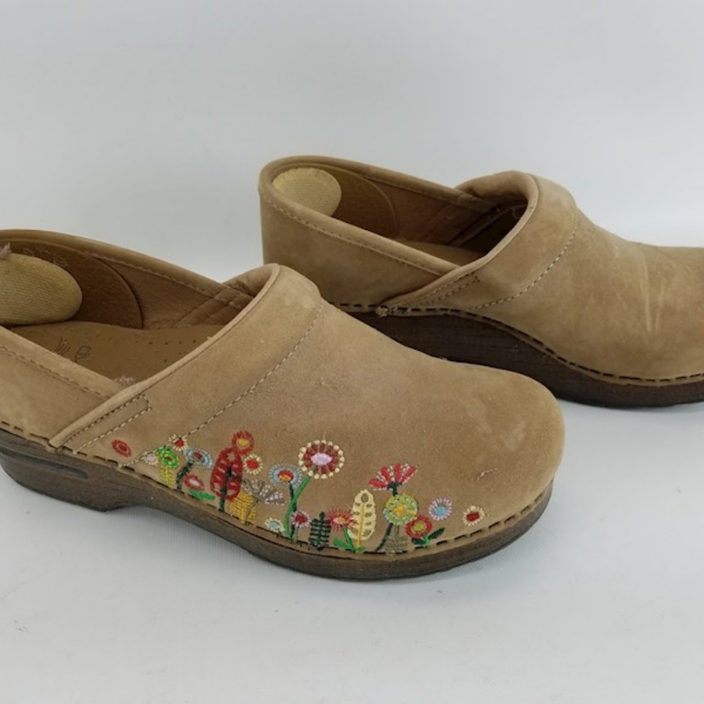 Gorgeous Dansko clogs